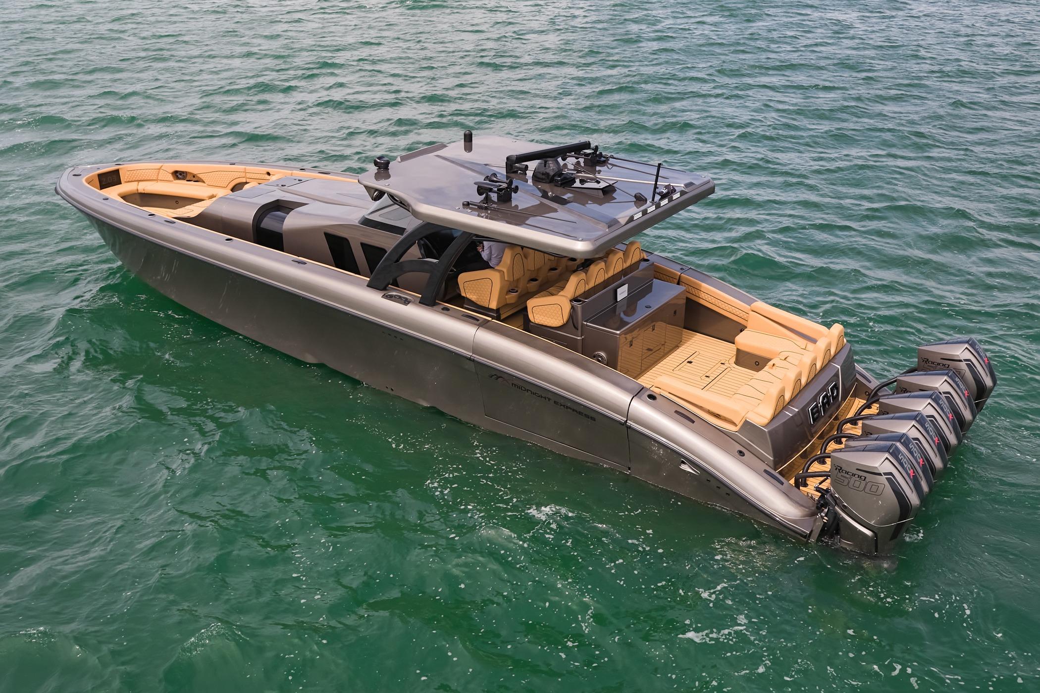 2026 Midnight Express 52 Vitesse, listed with Prestige Marine.